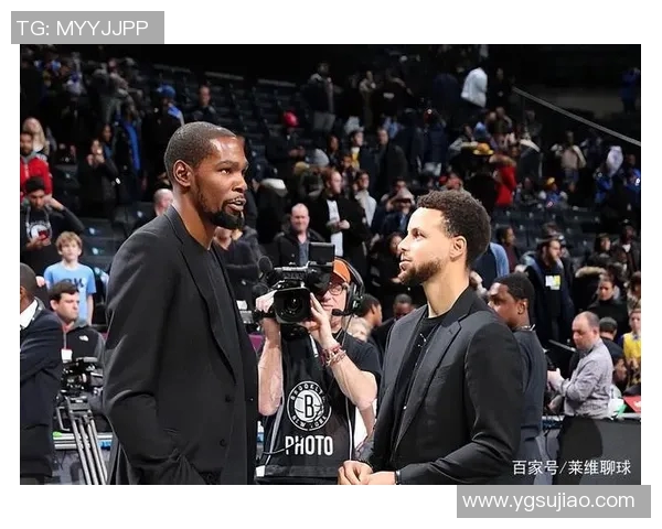 库里与杜兰特携手参加真人秀节目展现球场外的真实生活与友谊